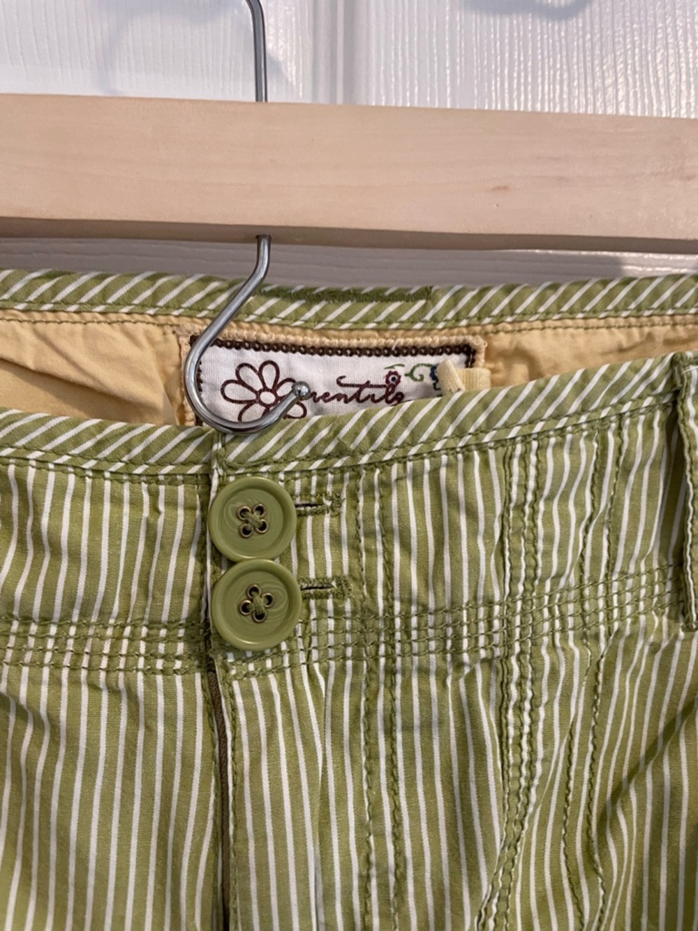 Aventura organic cotton shorts size 8 - Picture 5 of 6